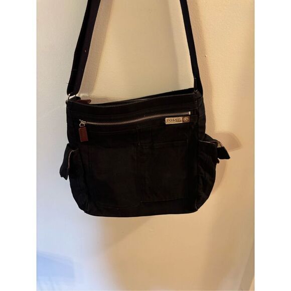 Fossil Black Purse - Picture 5 of 8